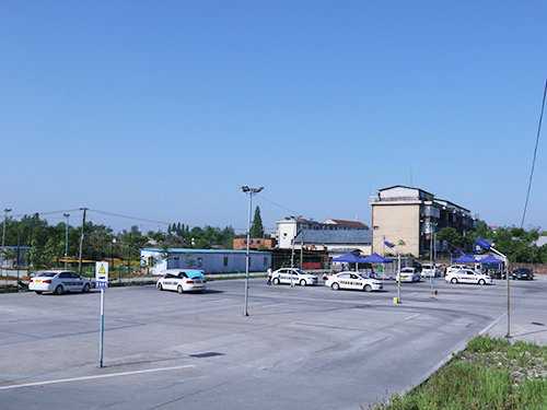 小型自动汽车C2